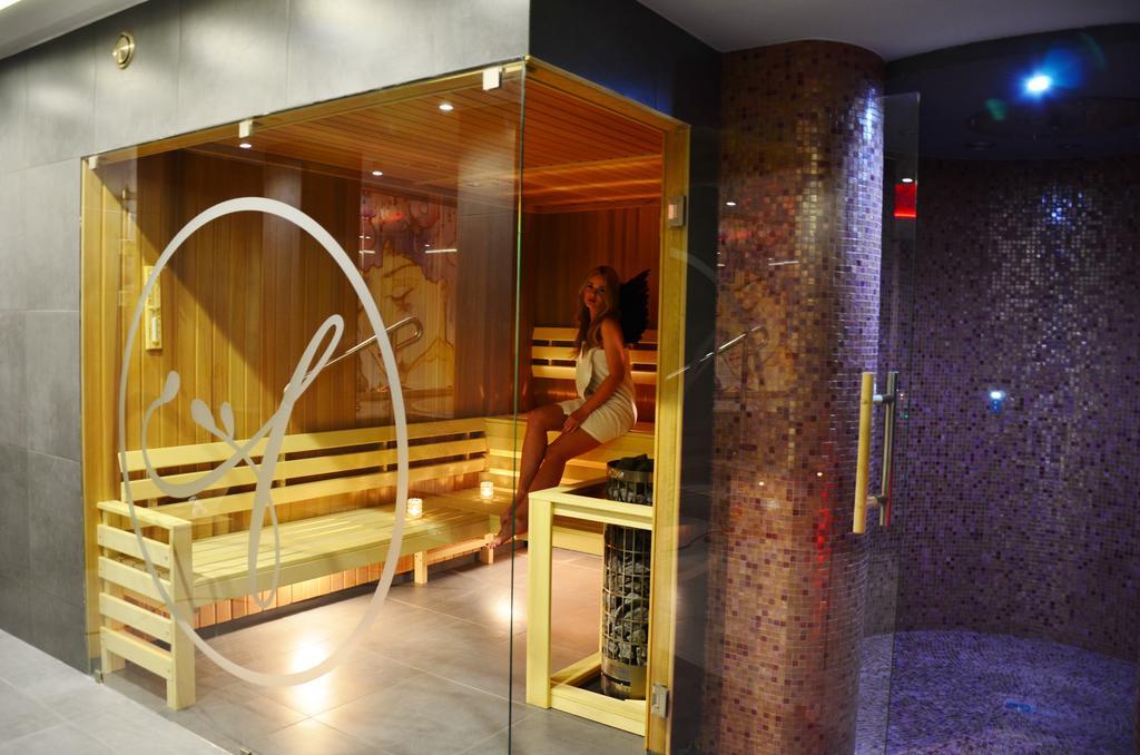 Hotel Azalia & Spa 니푸미체 외부 사진