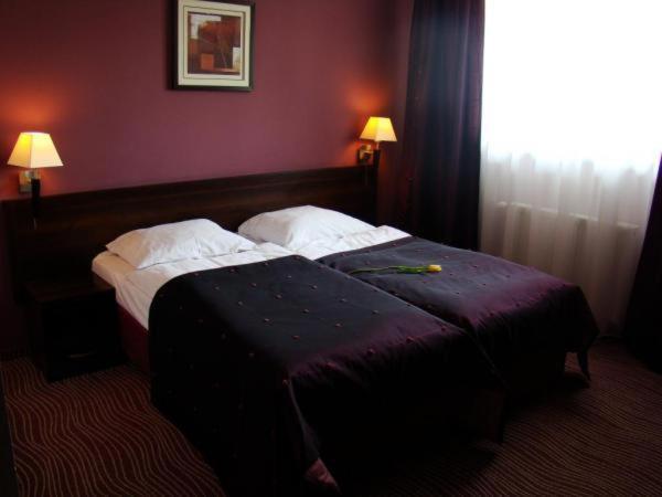 Hotel Azalia & Spa 니푸미체 외부 사진