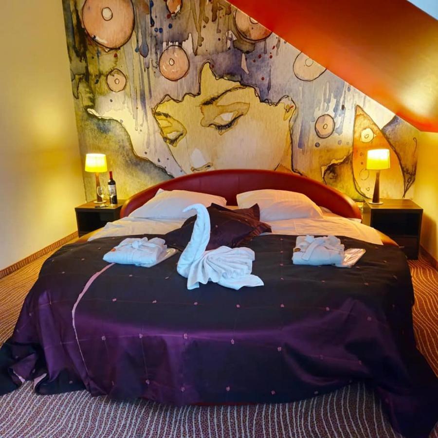 Hotel Azalia & Spa 니푸미체 외부 사진