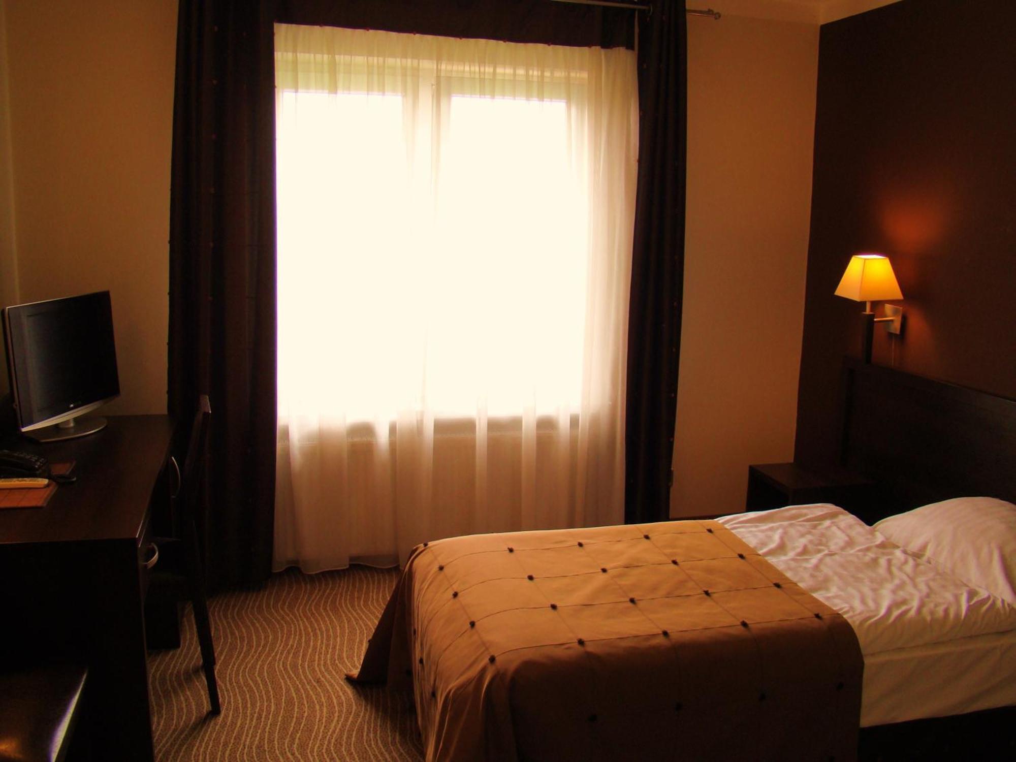 Hotel Azalia & Spa 니푸미체 외부 사진