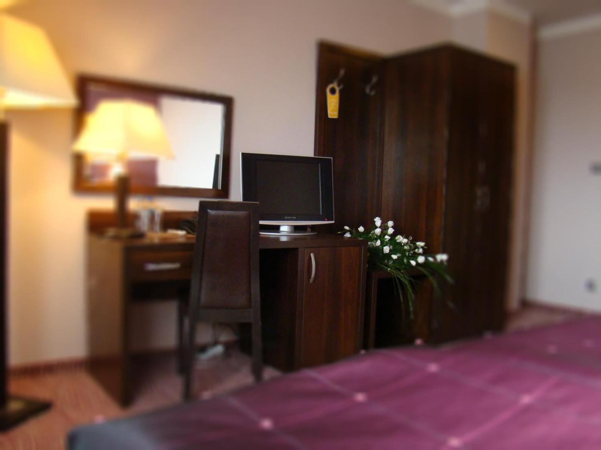 Hotel Azalia & Spa 니푸미체 외부 사진
